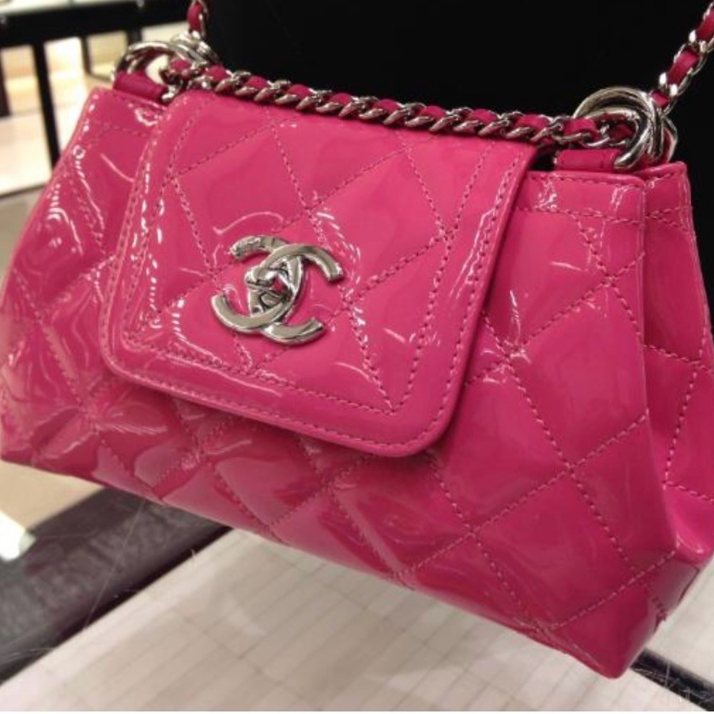 Chanel 2015 Coco Shine Accordion Flap Bag - Picture 2 of 11